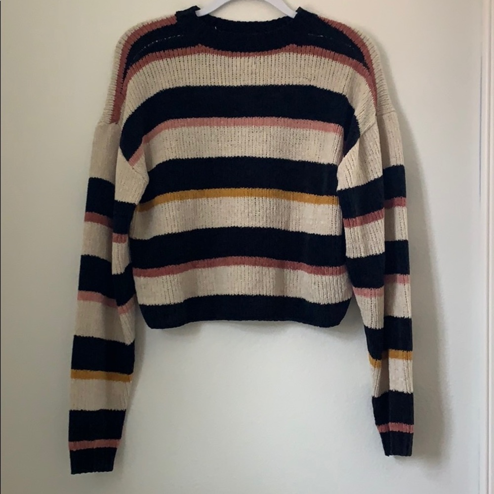 Volcom Sweater - Picture 2 of 3